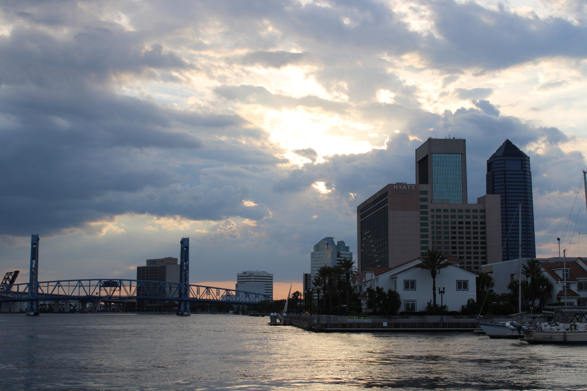 Sunset over the St. Johns River with the Main Street Bridge and downtown Jacksonville skyline